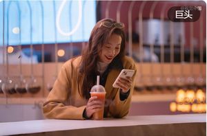 中国AI大战：奶茶店干爆单了