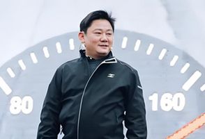 赞助商开始挤爆张雪